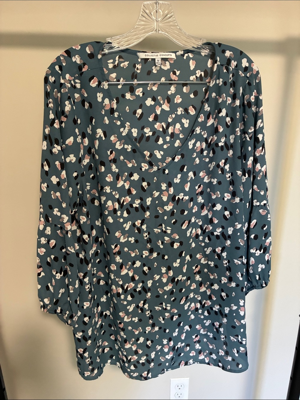 Collective Concepts Teal Floral Print Blouse with Pink and Black Accents